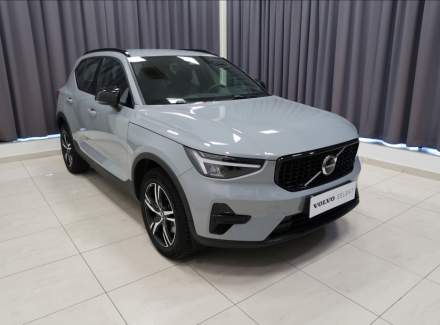 Volvo - XC40