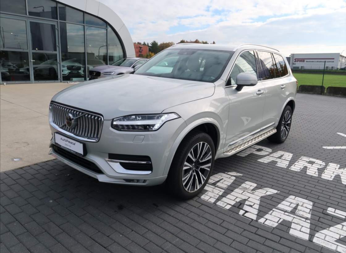 Volvo - XC90