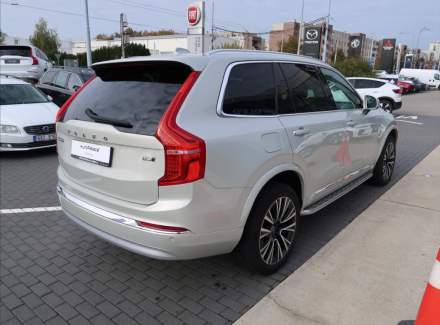 Volvo - XC90
