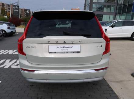 Volvo - XC90
