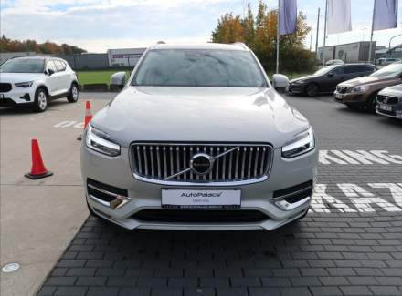 Volvo - XC90