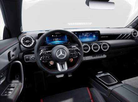 Mercedes-Benz - CLA