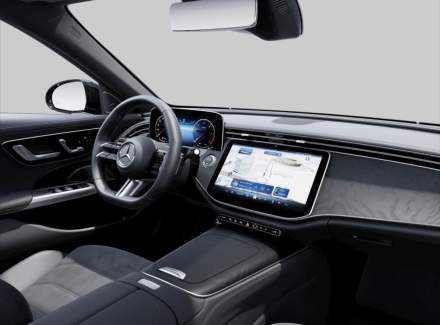 Mercedes-Benz - E-class