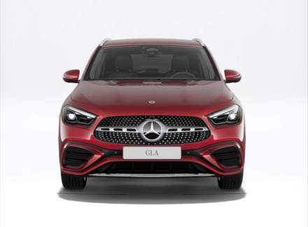 Mercedes-Benz - GLA