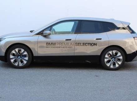 BMW - iX