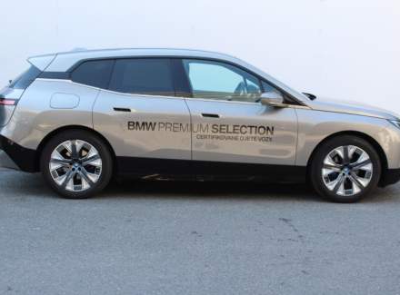 BMW - iX