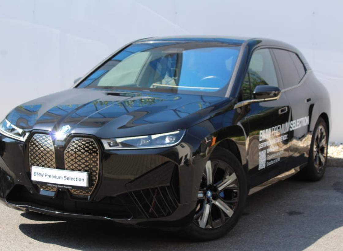 BMW - iX