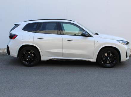 BMW - X1