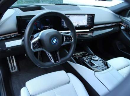 BMW - i5