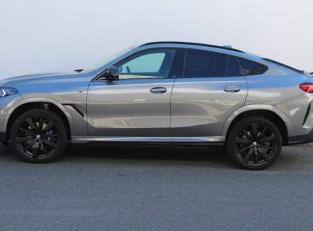BMW - X6