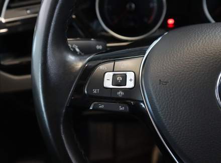 Volkswagen - Touran