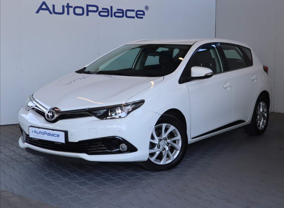 Toyota - Auris