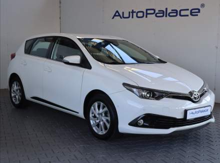 Toyota - Auris