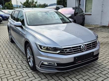Volkswagen - Passat