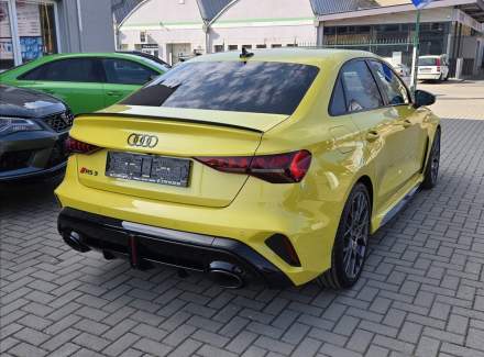Audi - RS 3