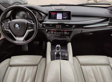 BMW - X6