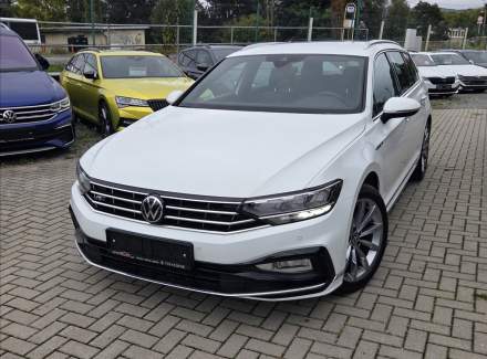 Volkswagen - Passat