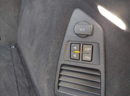 Volkswagen - Touareg