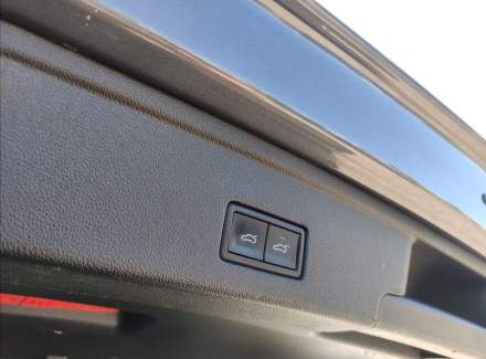 Volkswagen - Touareg