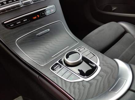 Mercedes-Benz - C-class