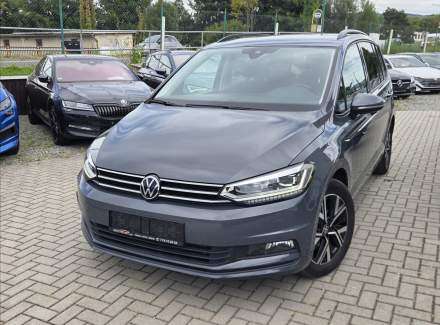 Volkswagen - Touran