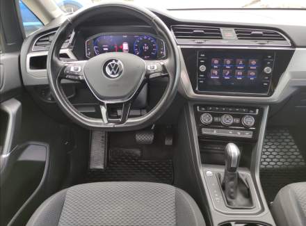 Volkswagen - Touran