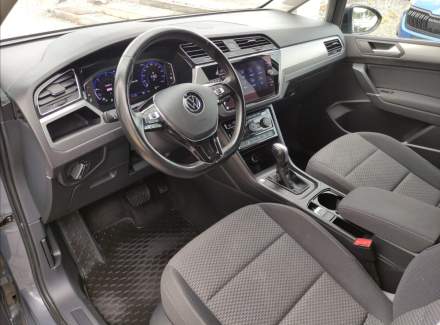 Volkswagen - Touran