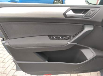 Volkswagen - Touran
