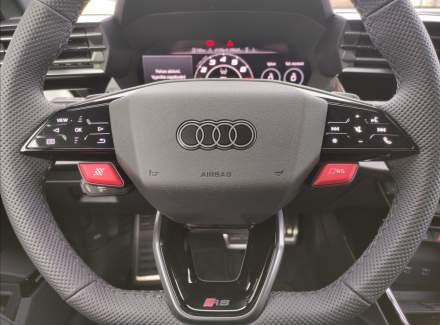 Audi - RS 3