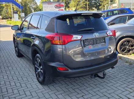 Toyota - RAV 4