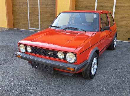 Volkswagen - Golf