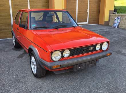 Volkswagen - Golf