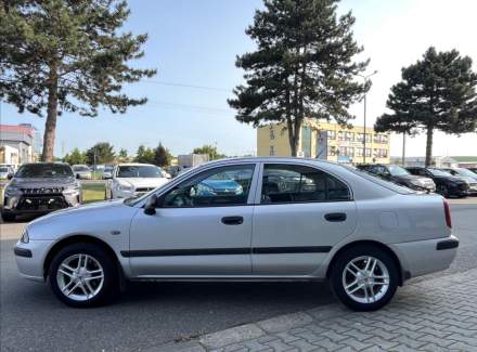 Mitsubishi - Carisma