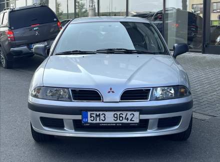 Mitsubishi - Carisma