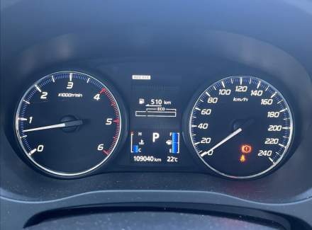 Mitsubishi - Outlander