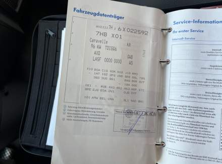 Volkswagen - Caravelle