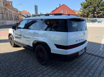 Hyundai - Santa FE