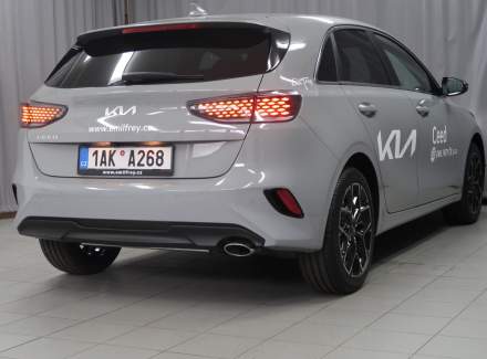 Kia - Cee'd