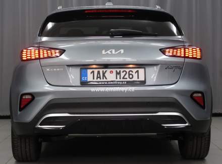 Kia - XCeed