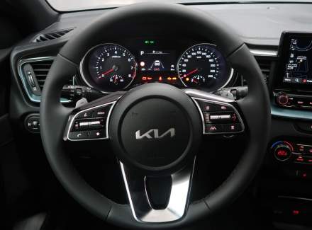 Kia - XCeed
