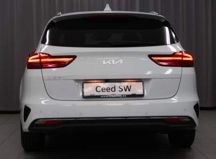 Kia - Cee'd