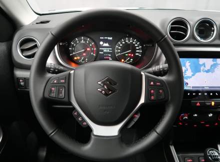 Suzuki - Vitara