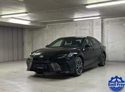 Toyota - Camry