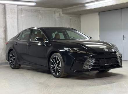 Toyota - Camry