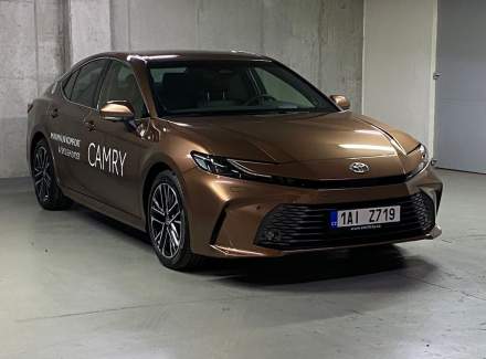 Toyota - Camry