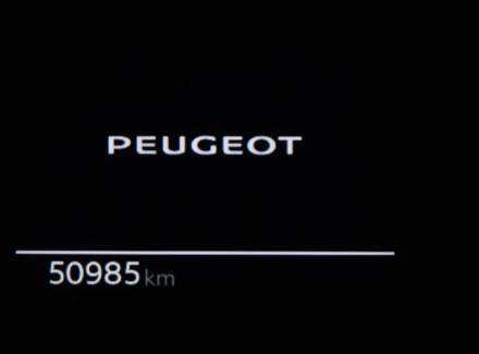 Peugeot - 208