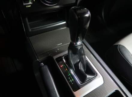 Toyota - Land Cruiser