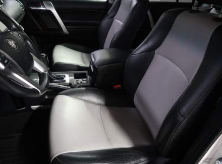 Toyota - Land Cruiser