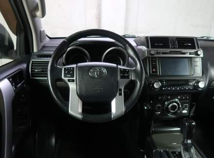 Toyota - Land Cruiser