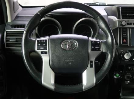 Toyota - Land Cruiser